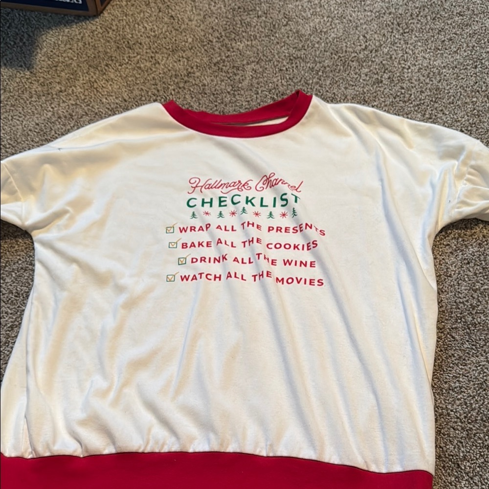Hallmark Red and White Christmas Checklist Top